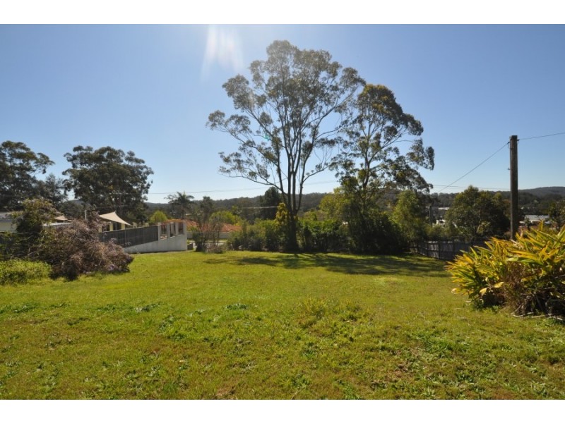 72 Newling Street, Lisarow NSW 2250