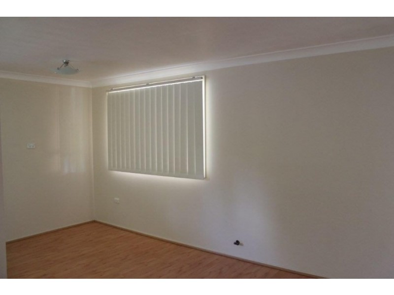 13 Roselands Avenue, Wyoming NSW 2250