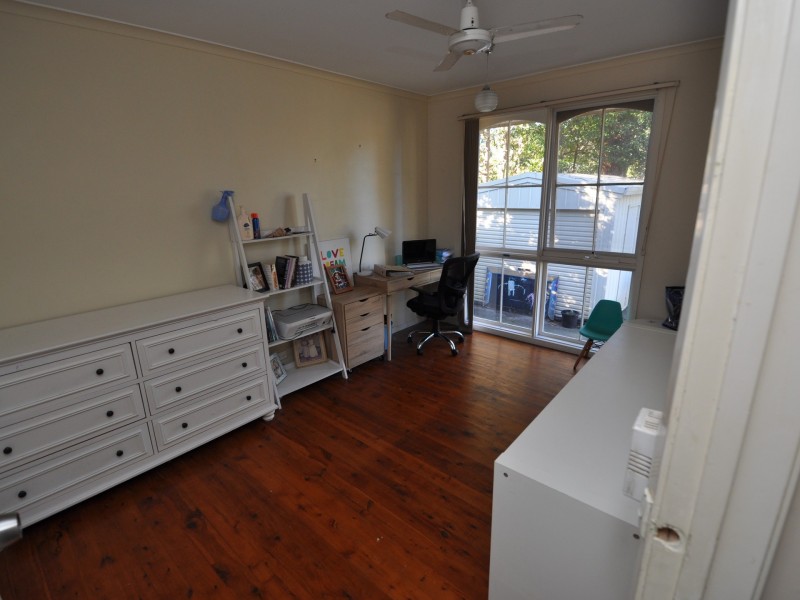 19 Woodside Drive, Narara NSW 2250