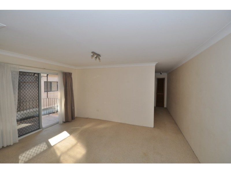 2/7 Sinclair Street, Gosford NSW 2250