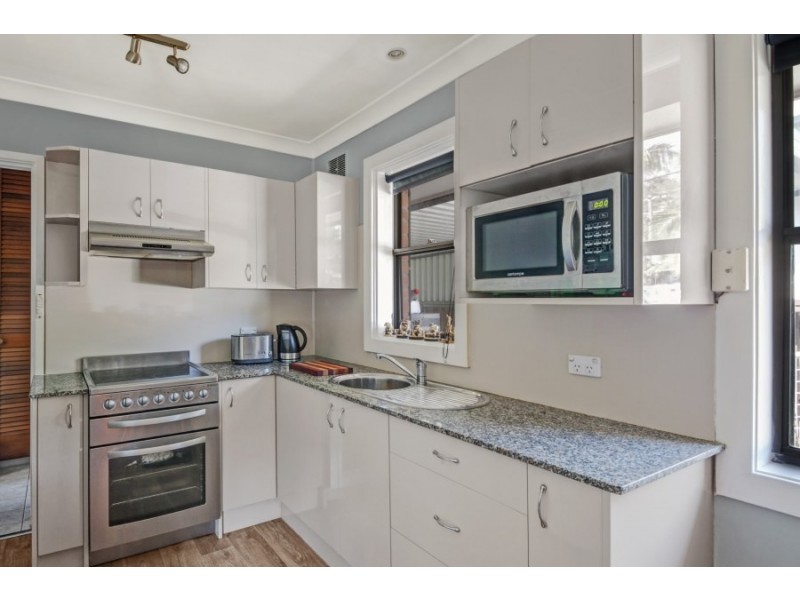 83 Springfield Road, Springfield NSW 2250