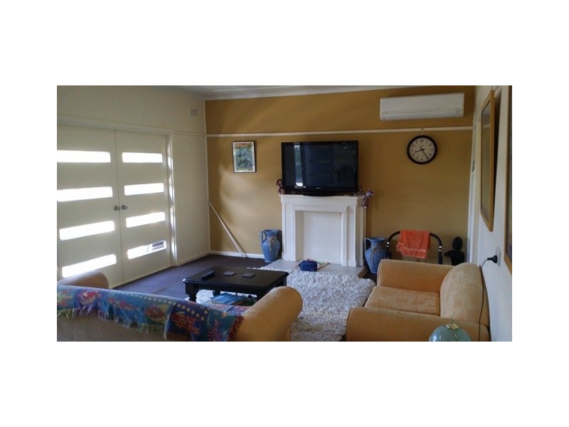 72 Donnison Street, Gosford NSW 2250