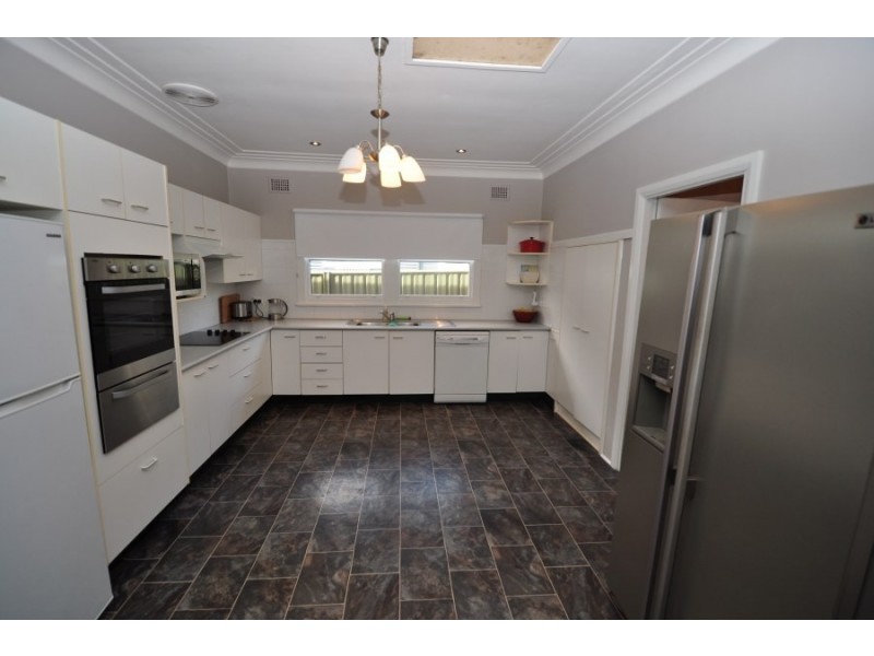 6 Jacques Street, Ourimbah NSW 2258