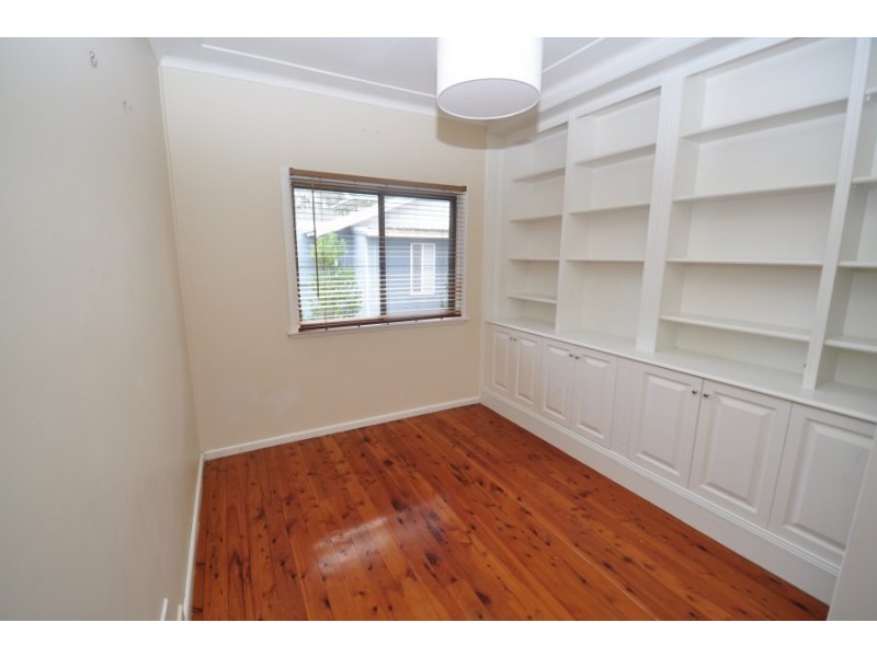 10 Ogilvie Street, Terrigal NSW 2260