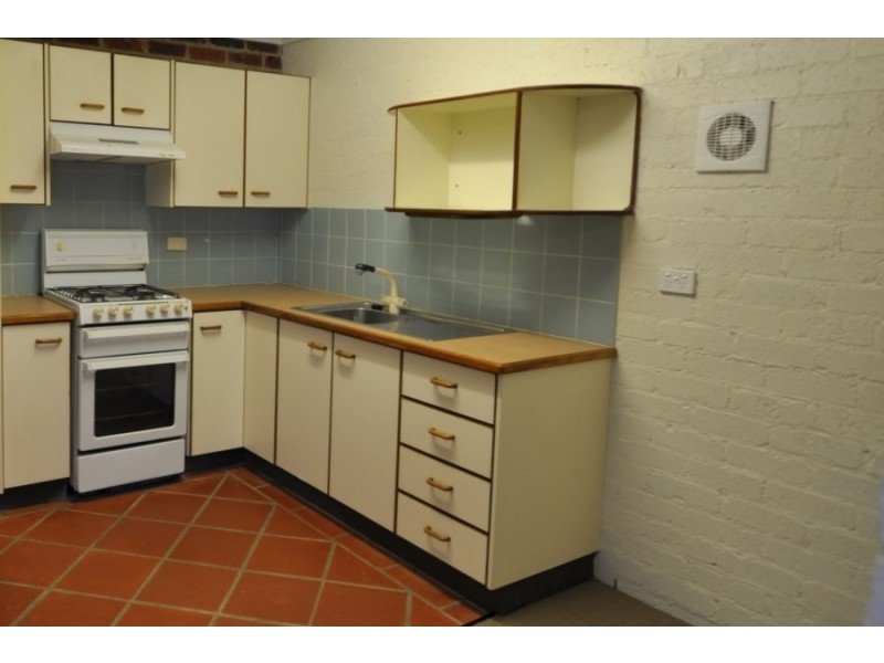 16A Roselands Avenue, Wyoming NSW 2250