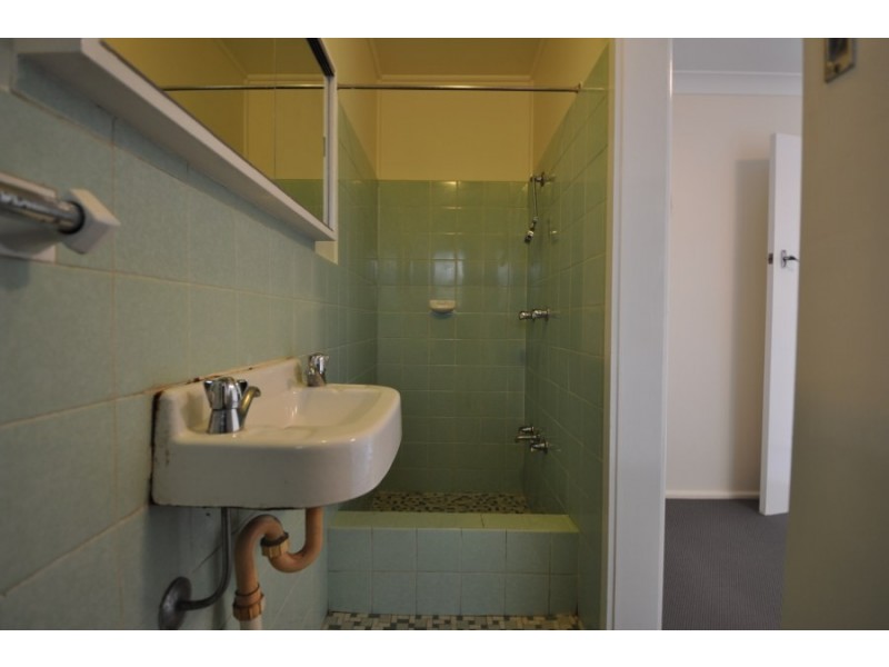 4/140 Faunce Street, Gosford NSW 2250