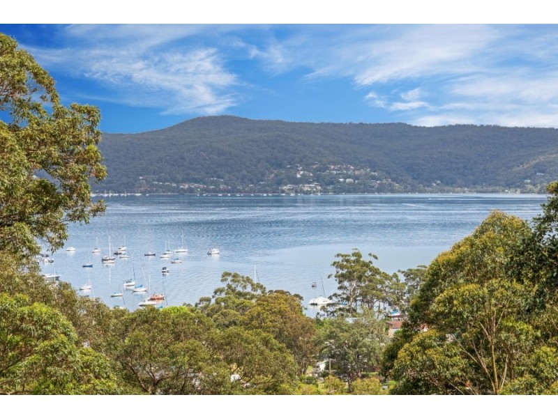 9a Broadwater Drive, Saratoga NSW 2251