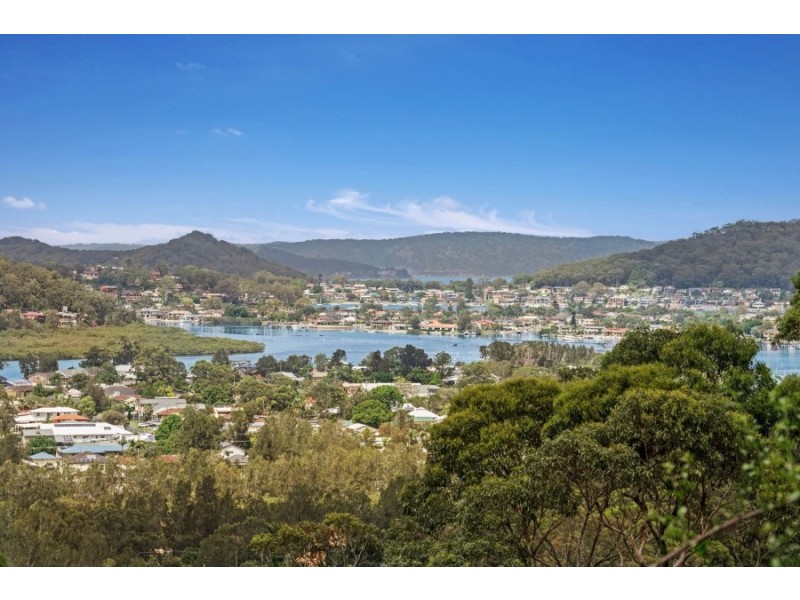 9a Broadwater Drive, Saratoga NSW 2251