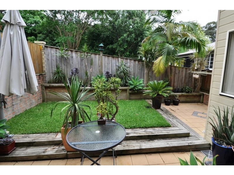 3/4 St George Street, Gosford NSW 2250