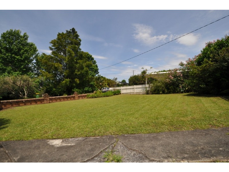 54 Albany Street, Point Frederick NSW 2250