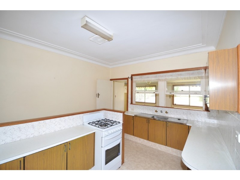 54 Albany Street, Point Frederick NSW 2250