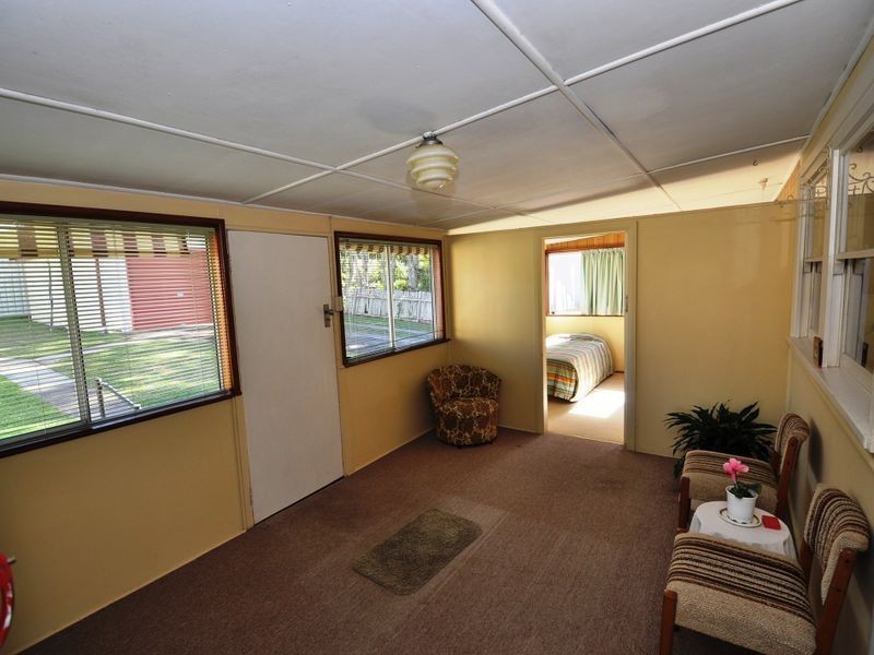 54 Albany Street, Point Frederick NSW 2250
