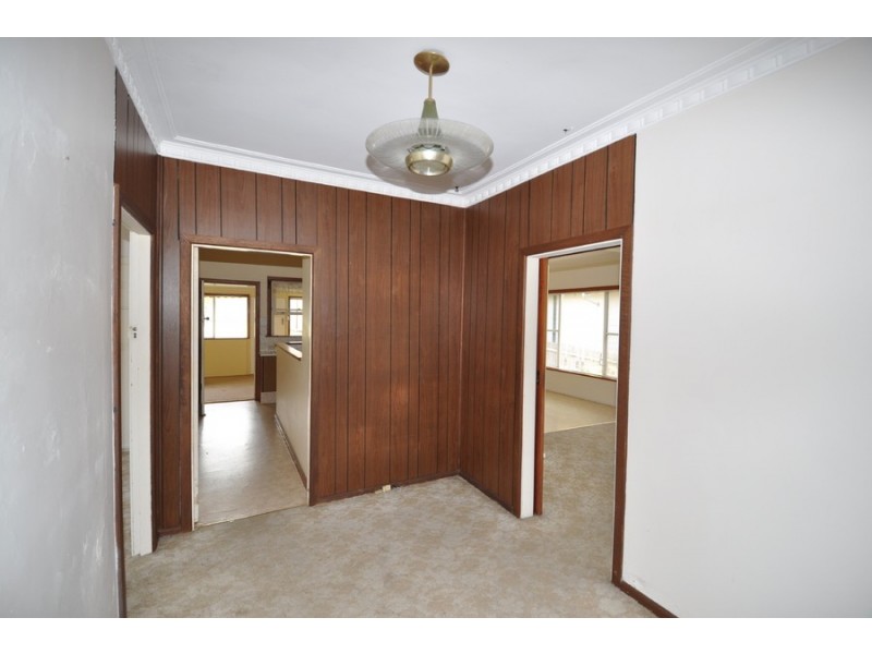 54 Albany Street, Point Frederick NSW 2250