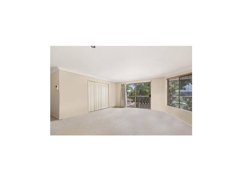 2/18 Henry Parry Drive, East Gosford NSW 2250