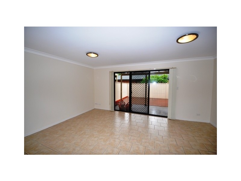 12/164 Albany Street, Point Frederick NSW 2250