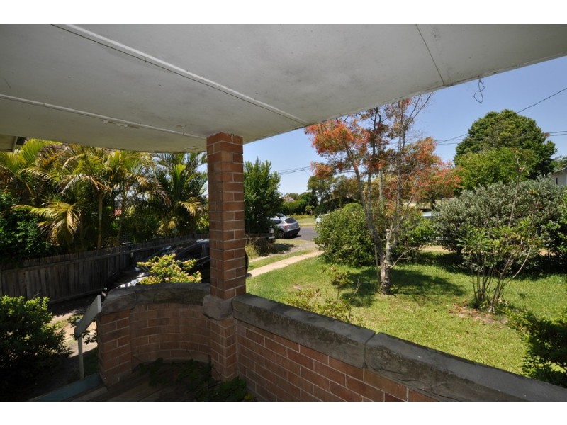 10 Duke Street, Point Frederick NSW 2250
