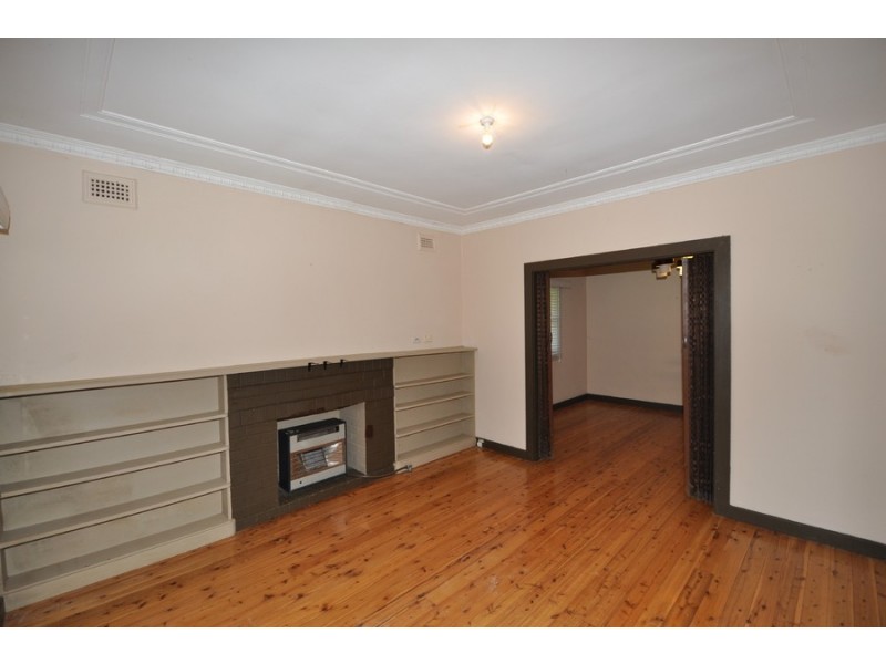 10 Duke Street, Point Frederick NSW 2250