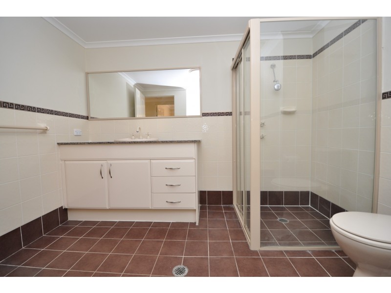 TH4/107-115 Henry Parry Drive, Gosford NSW 2250