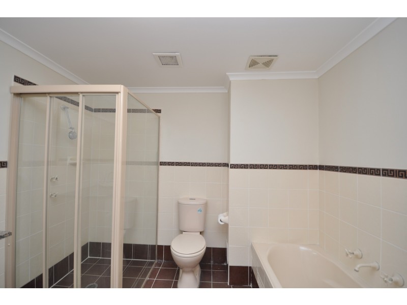 TH4/107-115 Henry Parry Drive, Gosford NSW 2250