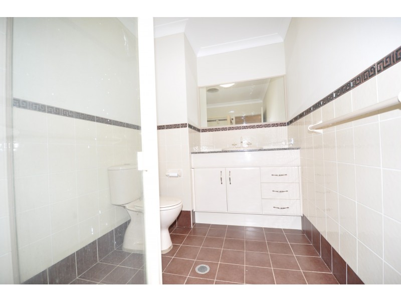 TH4/107-115 Henry Parry Drive, Gosford NSW 2250