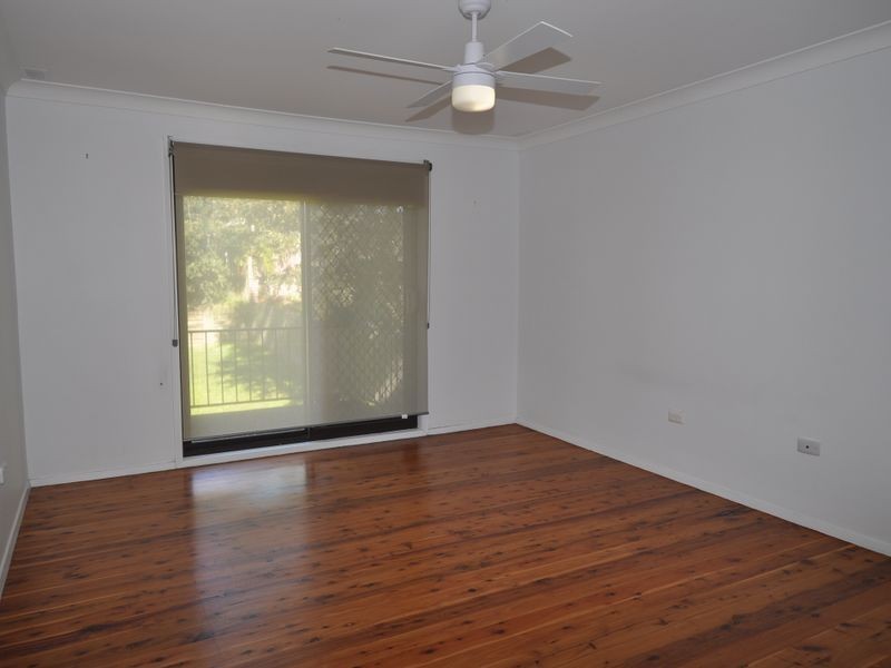 8 Hamilton Close, Niagara Park NSW 2250