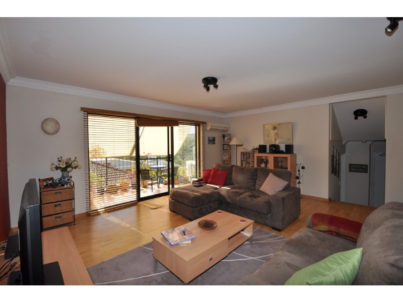 7/74 Faunce West Street, Gosford NSW 2250