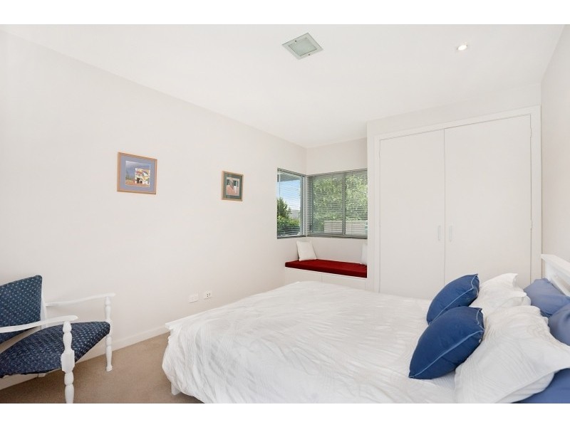 5 Harrison Street, Point Frederick NSW 2250