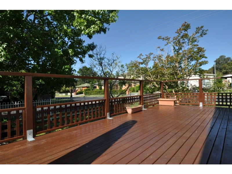 47 North Crescent, Wyoming NSW 2250
