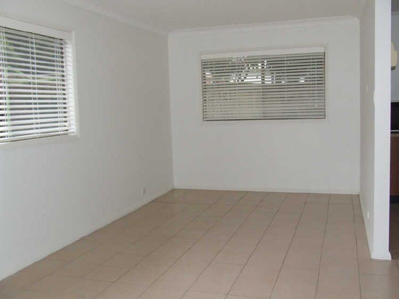 9 Auburn Street, Point Frederick NSW 2250