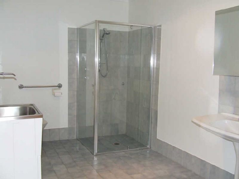 9 Auburn Street, Point Frederick NSW 2250