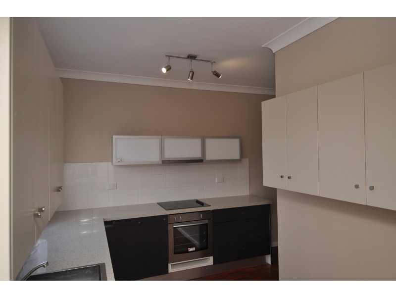 9/25-27 Masons Parade, Point Frederick NSW 2250