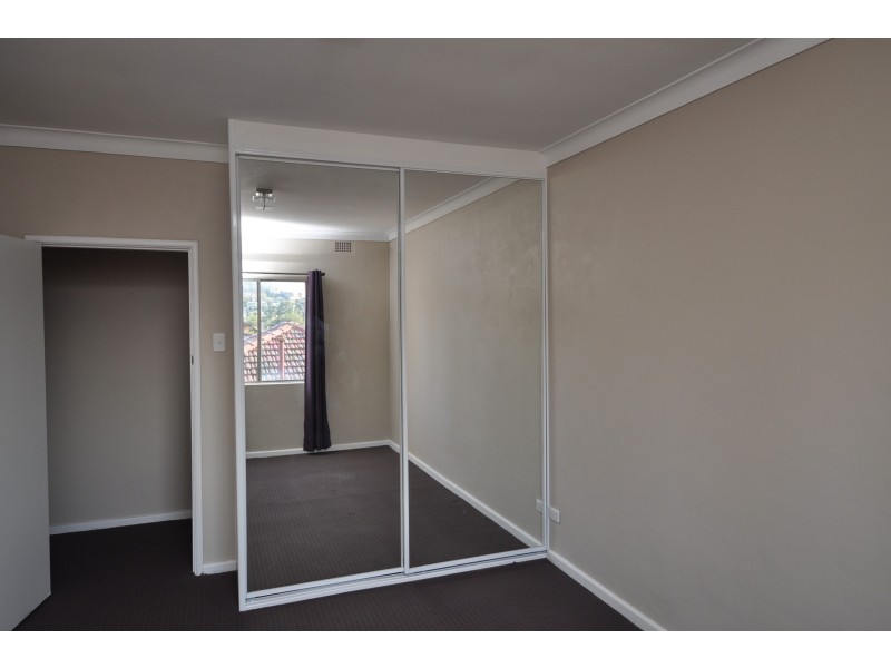 9/25-27 Masons Parade, Point Frederick NSW 2250