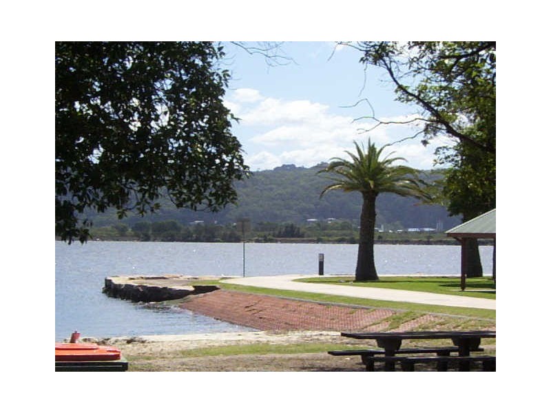 Point Frederick NSW 2250