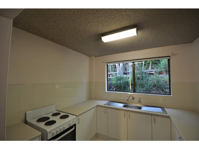 2/144 Faunce Street, Gosford NSW 2250