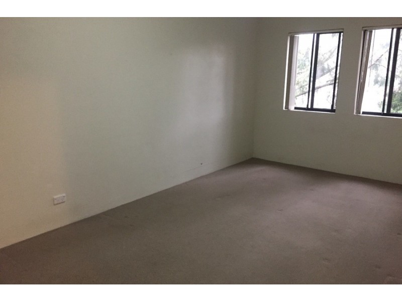 1/52-54 Holden Street, Gosford NSW 2250