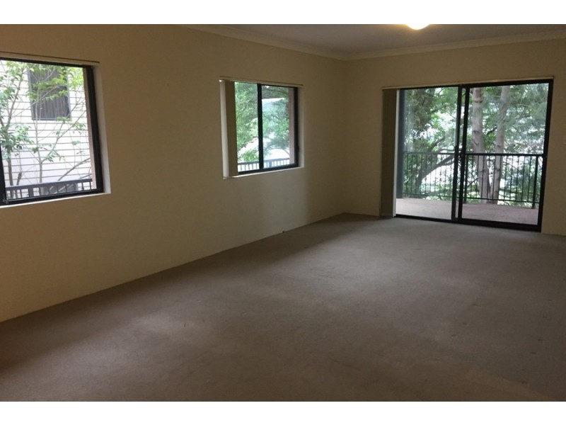 1/52-54 Holden Street, Gosford NSW 2250