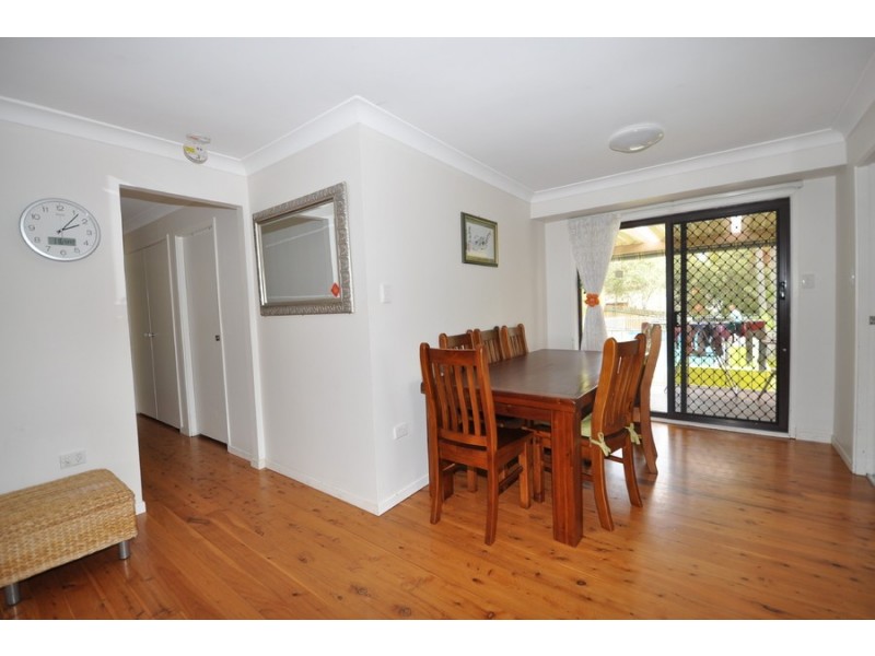 8 Apanie Avenue, Narara NSW 2250