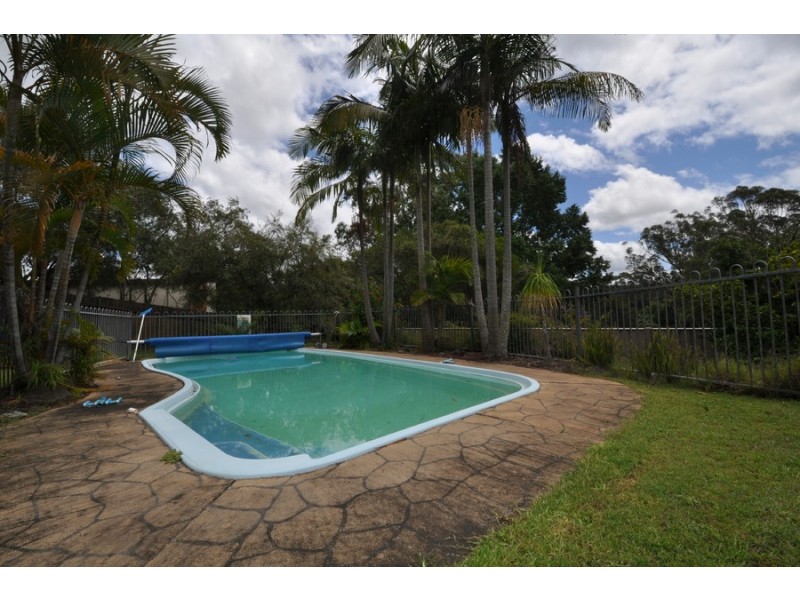 8 Apanie Avenue, Narara NSW 2250