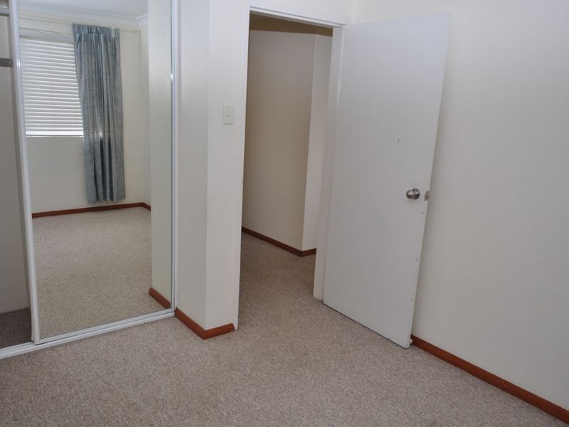 11/11 Sinclair Street, Gosford NSW 2250