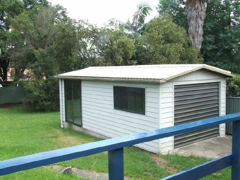 32 Beaumont Avenue, Wyoming NSW 2250