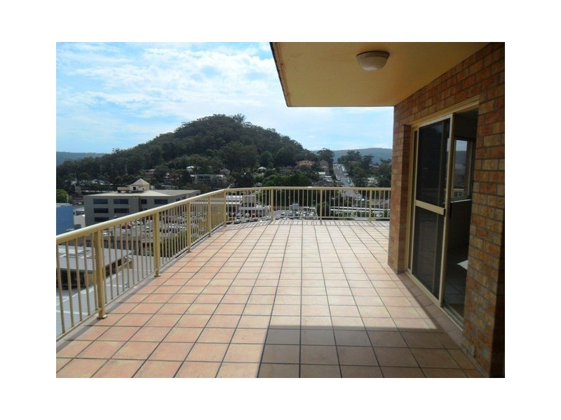17/145 Faunce Street, Gosford NSW 2250
