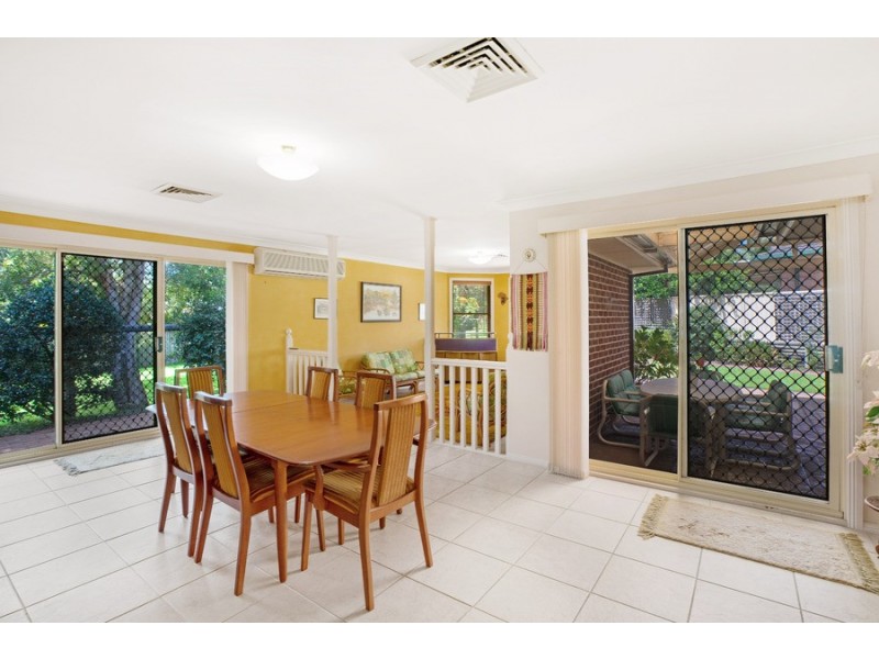 8 Republican Close, Narara NSW 2250