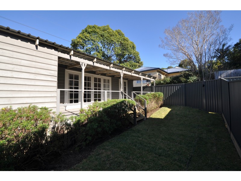 64 Dwyer Street, North Gosford NSW 2250