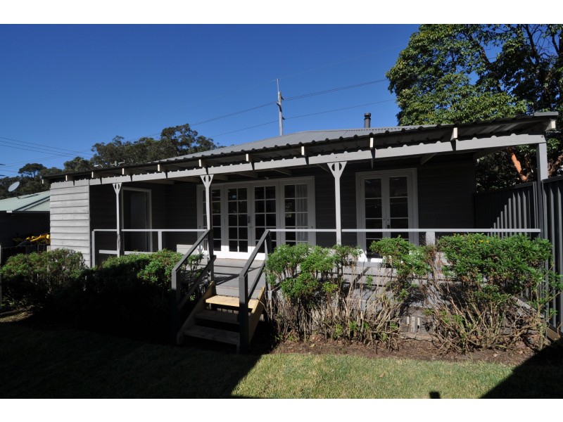 64 Dwyer Street, North Gosford NSW 2250