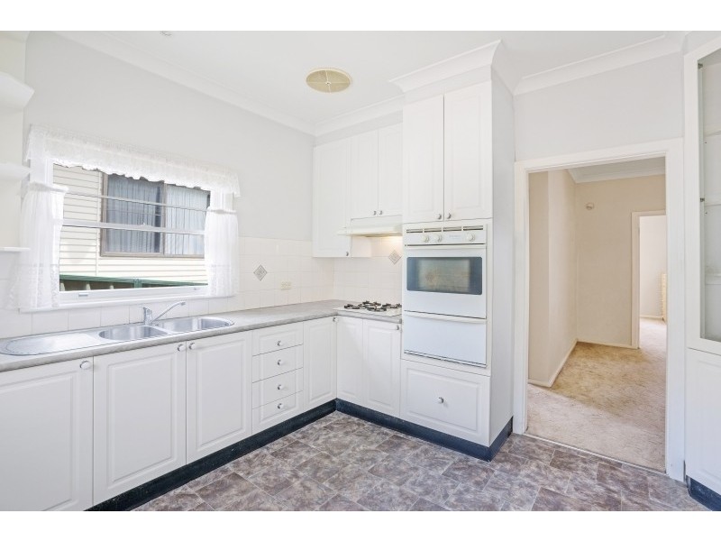 20 Dakara Avenue, Erina NSW 2250