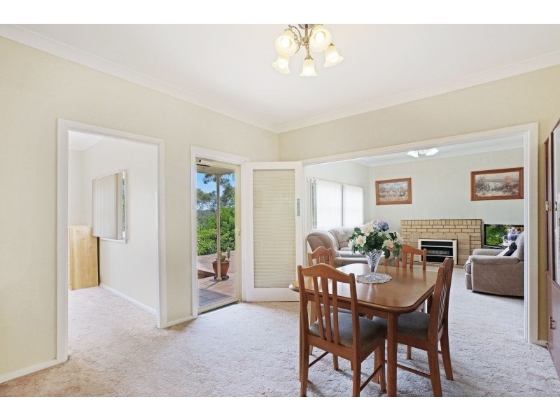 20 Dakara Avenue, Erina NSW 2250