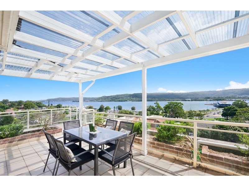 18/73-77 Henry Parry Drive, Gosford NSW 2250