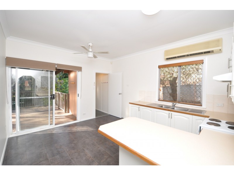 37 Henry Parry Drive, East Gosford NSW 2250