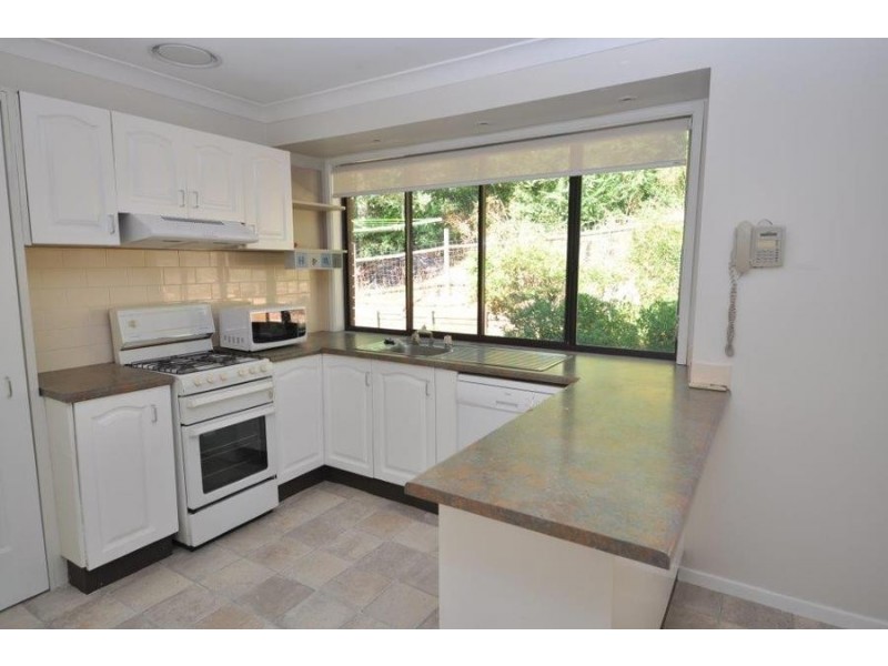 9 Ironbark Close, Ourimbah NSW 2258