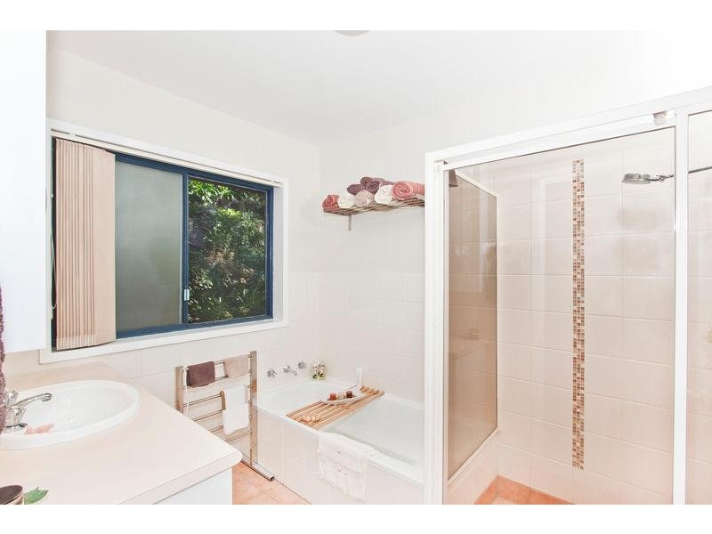 8 Denver Close, East Gosford NSW 2250